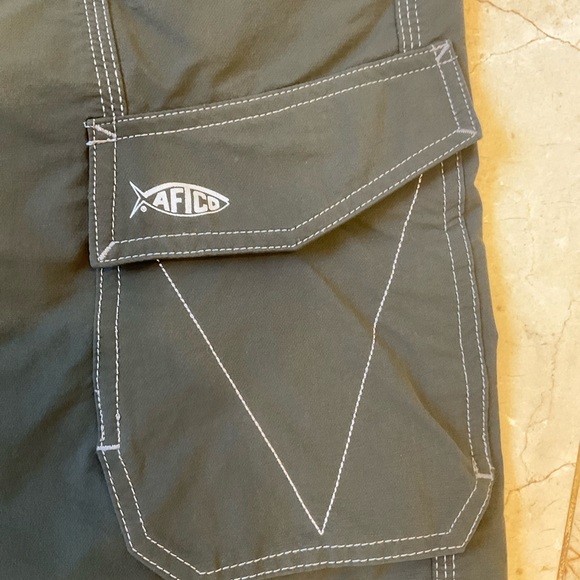 AFTCO Shorts, Army Green, NWOT, Flat Front, Zip, Belt Loops, Extra Pockets Sz 38 - Picture 5 of 14